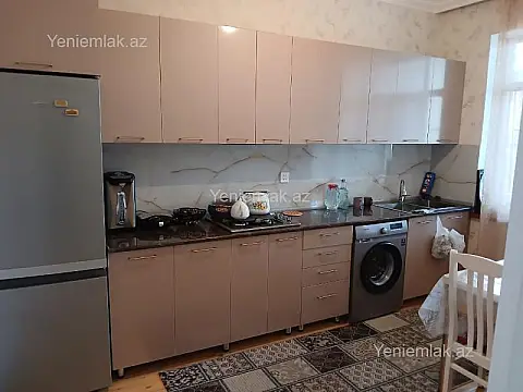 Satılır 4 otaqlı həyət evi 150 m²