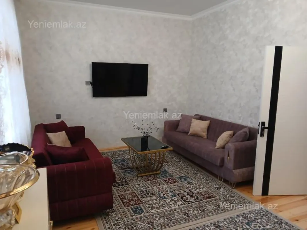 Satılır 4 otaqlı həyət evi 150 m²
