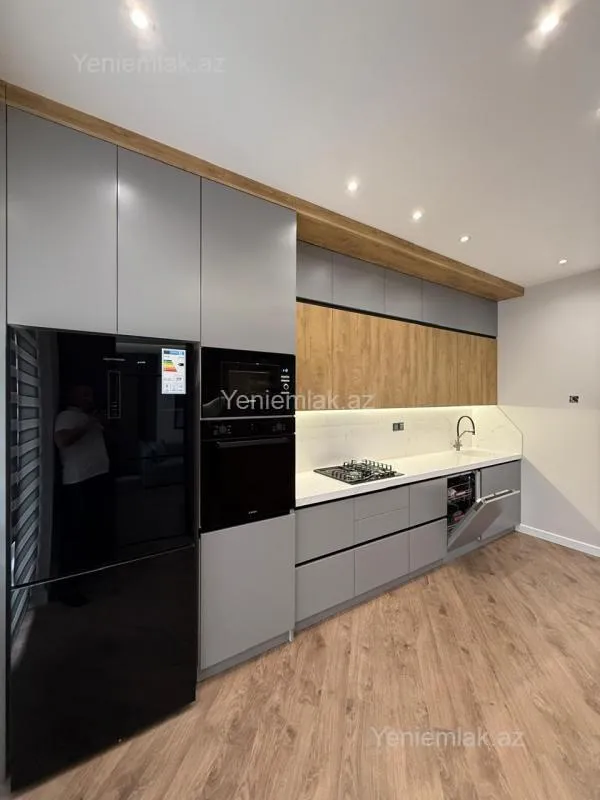 Satılır 3 otaqlı yeni tikili 118 m²