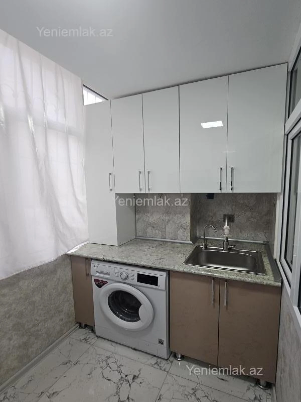Satılır 3 otaqlı yeni tikili 60 m²