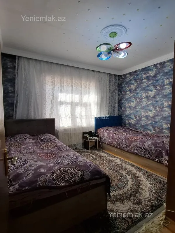 Satılır 4 otaqlı həyət evi 100 m²