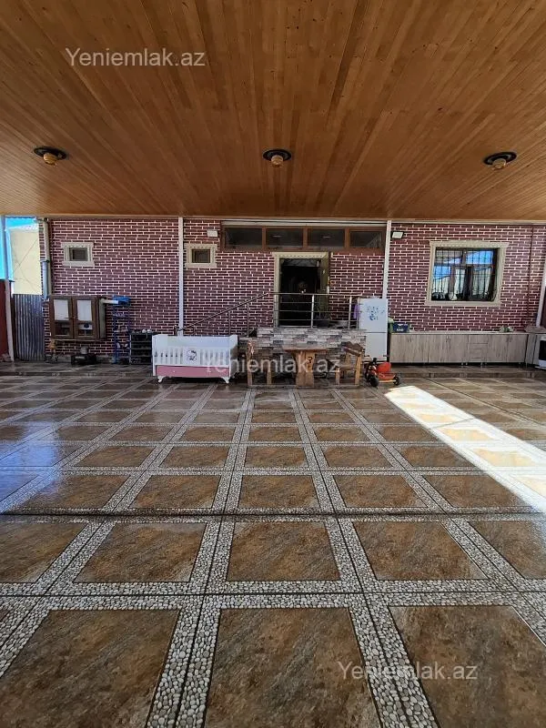 Satılır 4 otaqlı həyət evi 100 m²