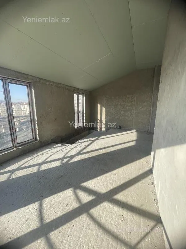 Satılır 6 otaqlı yeni tikili 200 m²