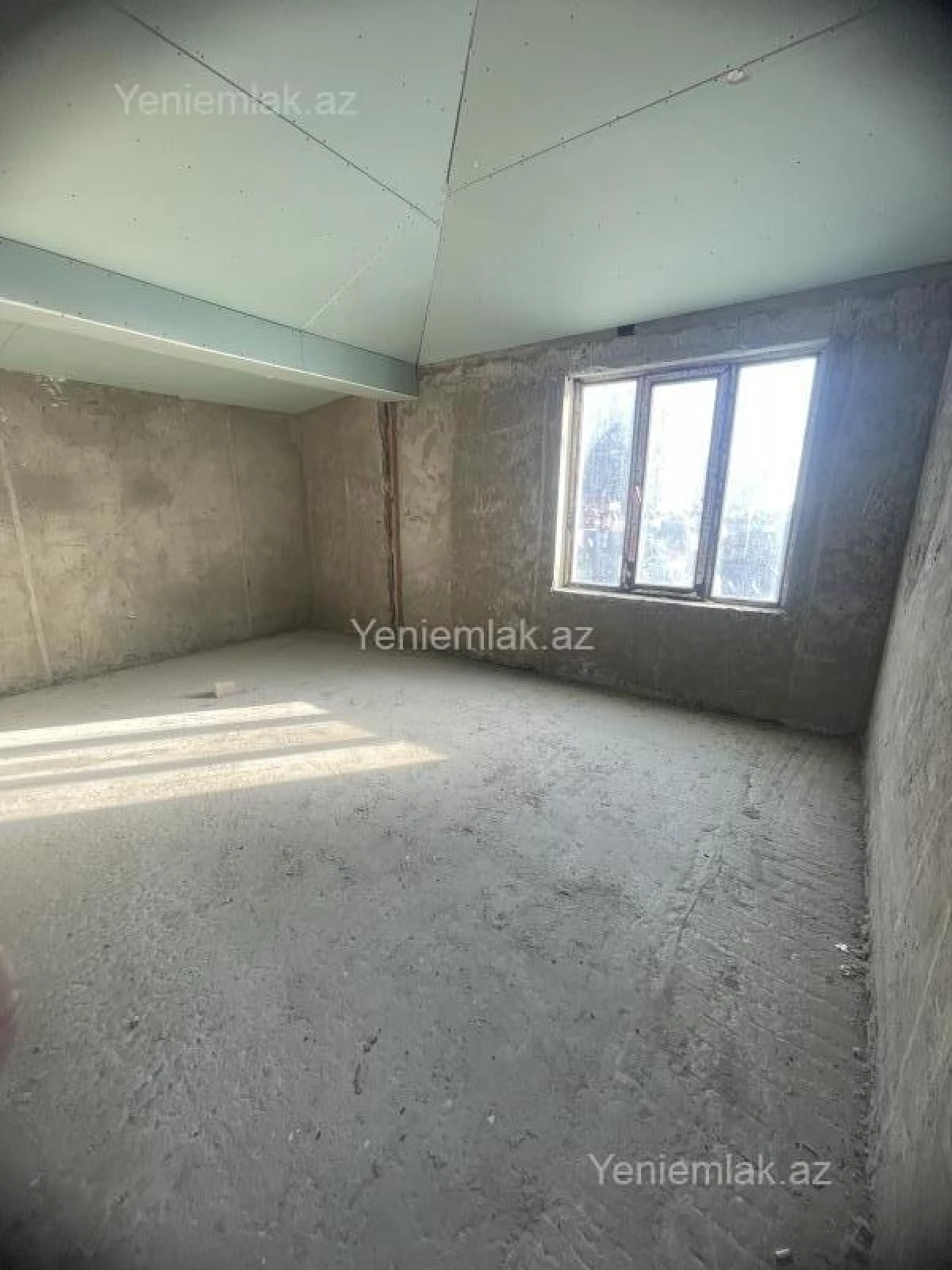 Satılır 6 otaqlı yeni tikili 200 m²