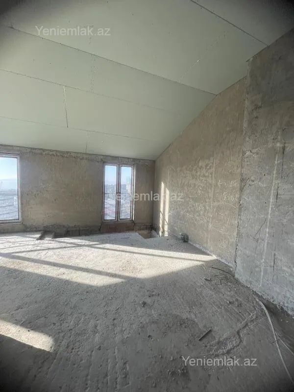 Satılır 6 otaqlı yeni tikili 200 m²