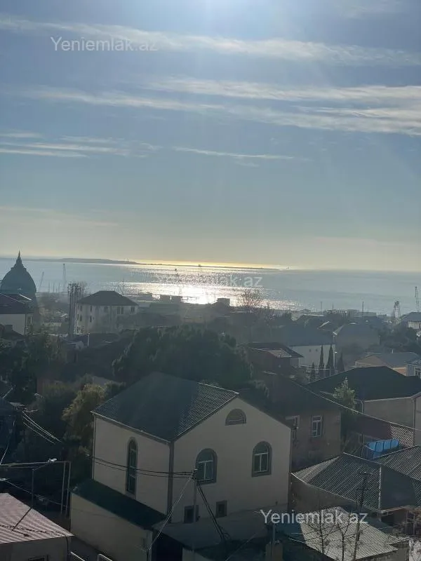 Satılır 6 otaqlı yeni tikili 200 m²