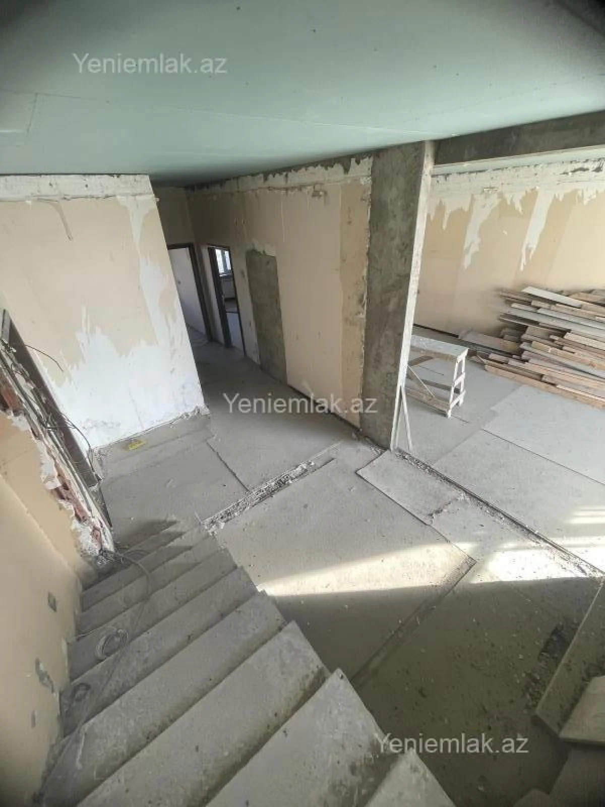 Satılır 6 otaqlı yeni tikili 200 m²