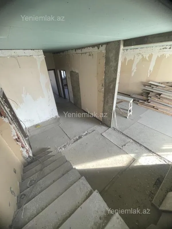 Satılır 6 otaqlı yeni tikili 200 m²