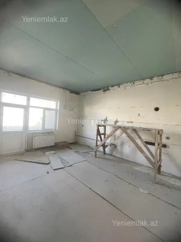 Satılır 6 otaqlı yeni tikili 200 m²