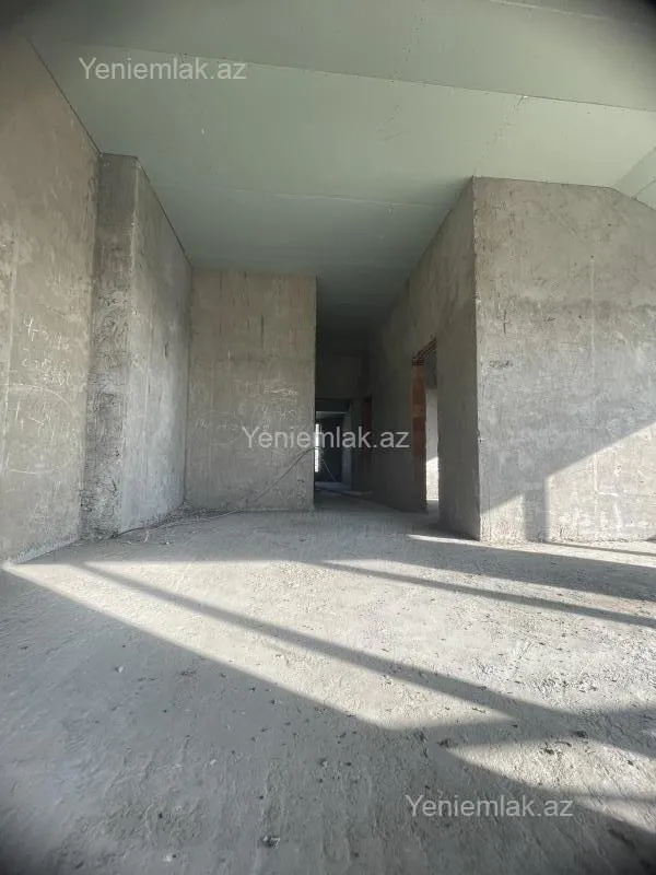 Satılır 6 otaqlı yeni tikili 200 m²