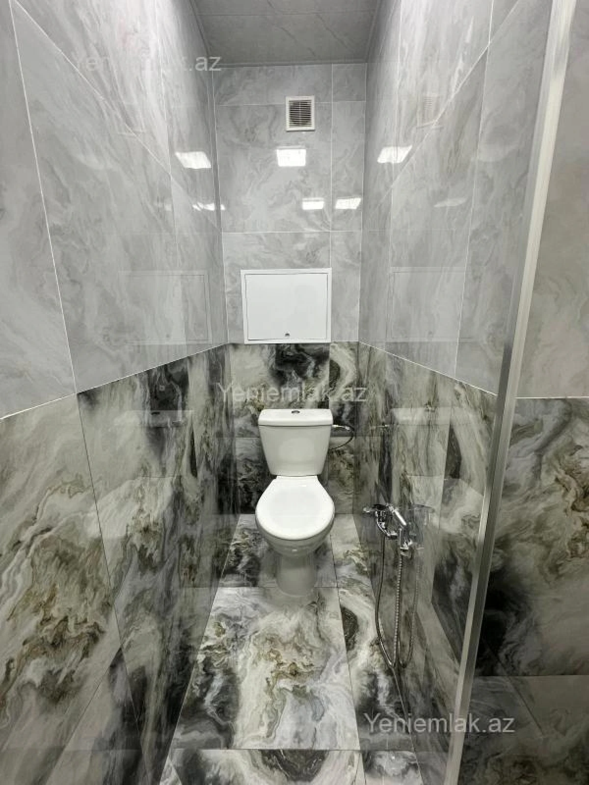 Satılır 2 otaqlı köhnə tikili 33 m²