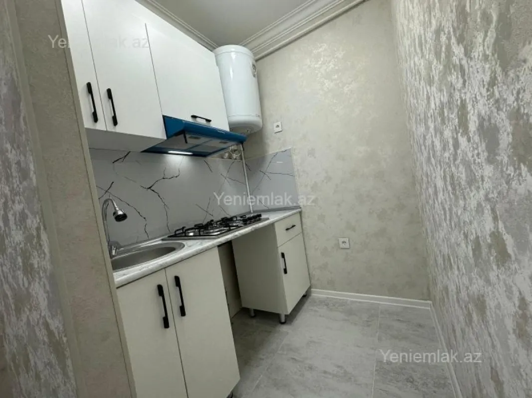 Satılır 2 otaqlı köhnə tikili 33 m²