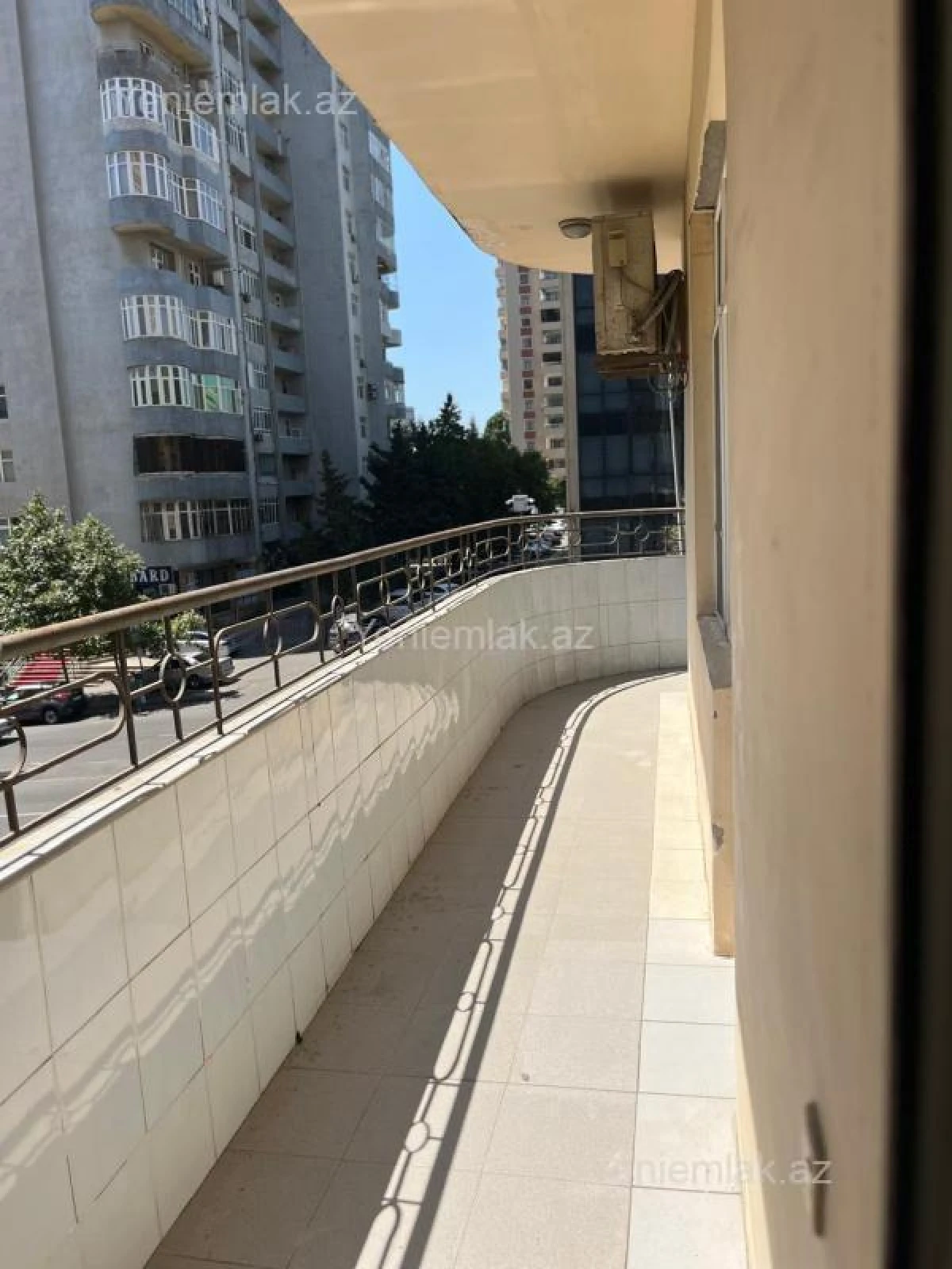 Satılır 3 otaqlı yeni tikili 138 m²
