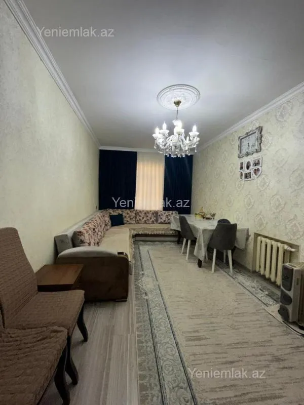 Satılır 2 otaqlı köhnə tikili 65 m²