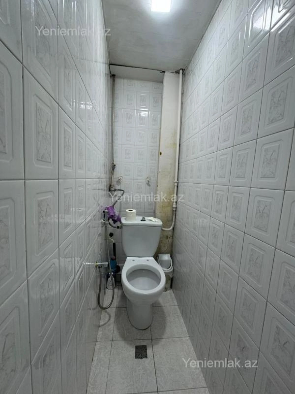 Satılır 2 otaqlı köhnə tikili 65 m²