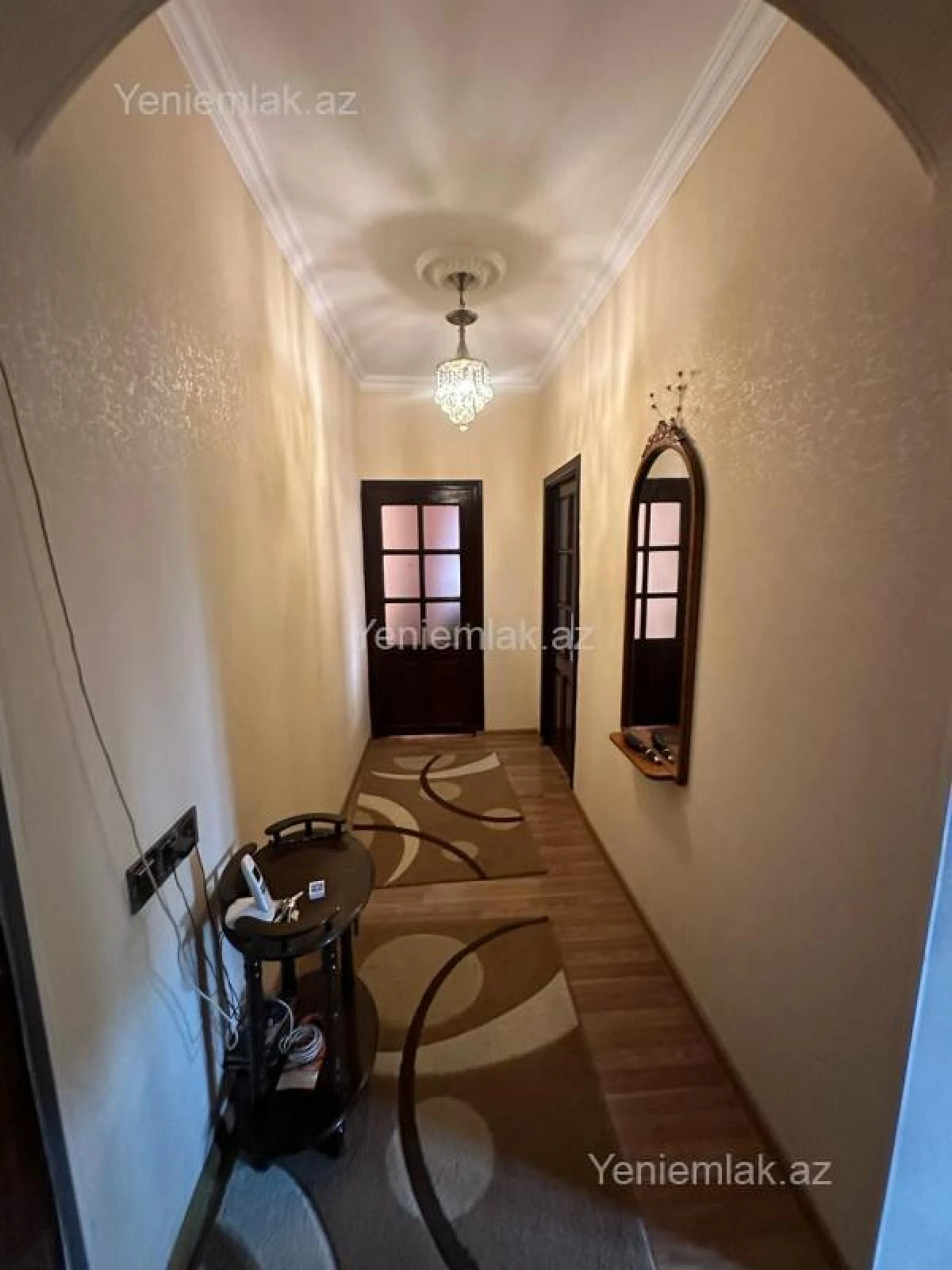 Satılır 2 otaqlı köhnə tikili 60 m²