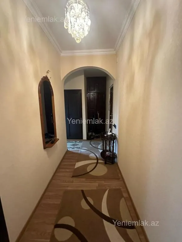 Satılır 2 otaqlı köhnə tikili 60 m²