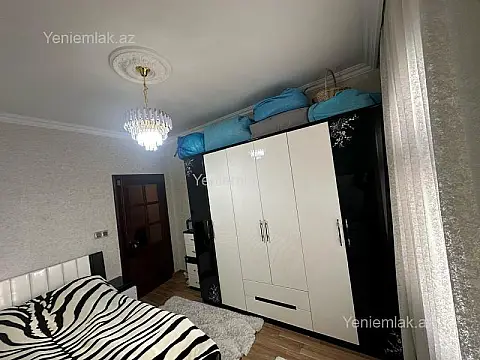 Satılır 2 otaqlı köhnə tikili 60 m²