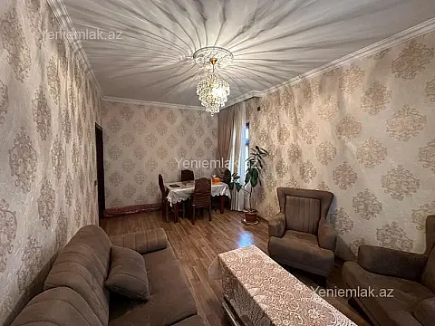 Satılır 2 otaqlı köhnə tikili 60 m²