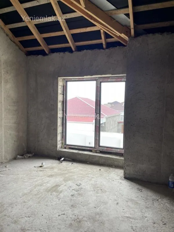 Satılır 5 otaqlı həyət evi 190 m²