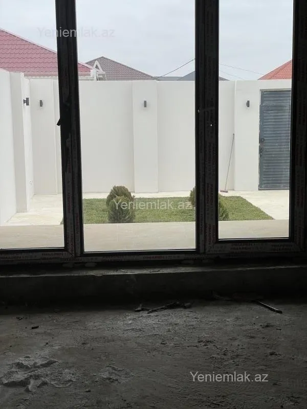 Satılır 5 otaqlı həyət evi 190 m²