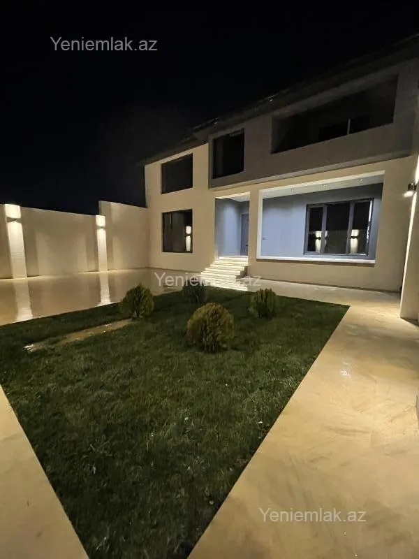 Satılır 5 otaqlı həyət evi 190 m²