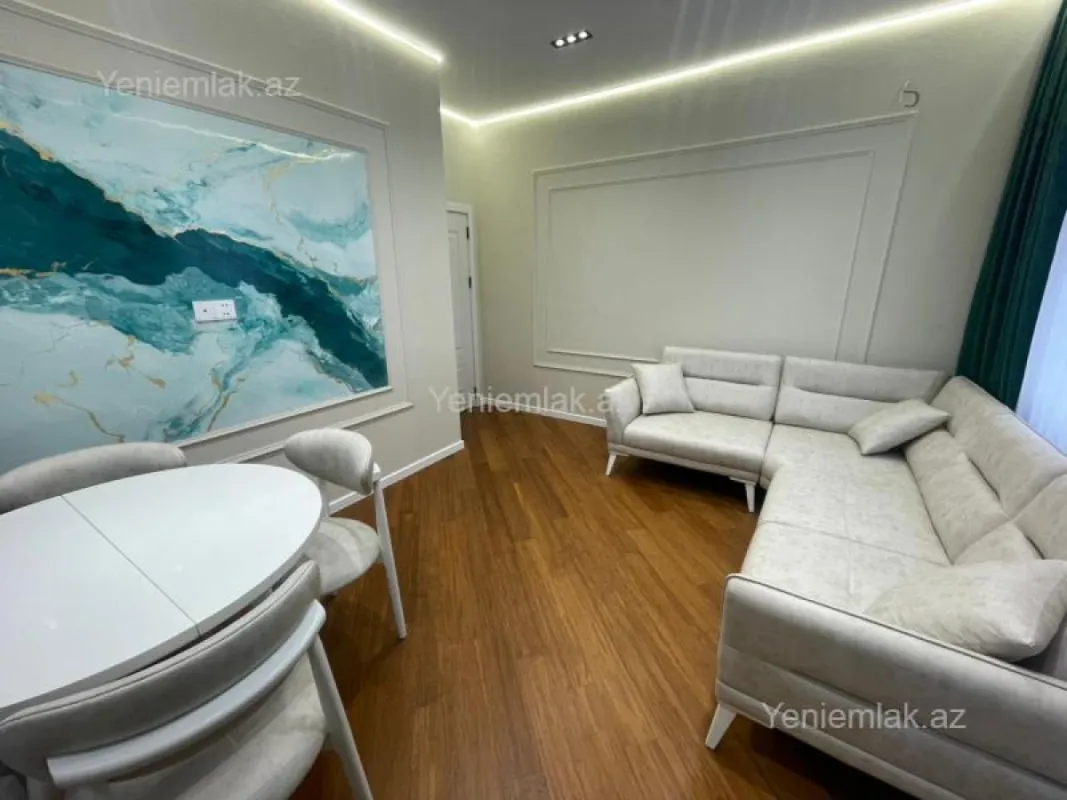 Satılır 2 otaqlı yeni tikili 70 m²