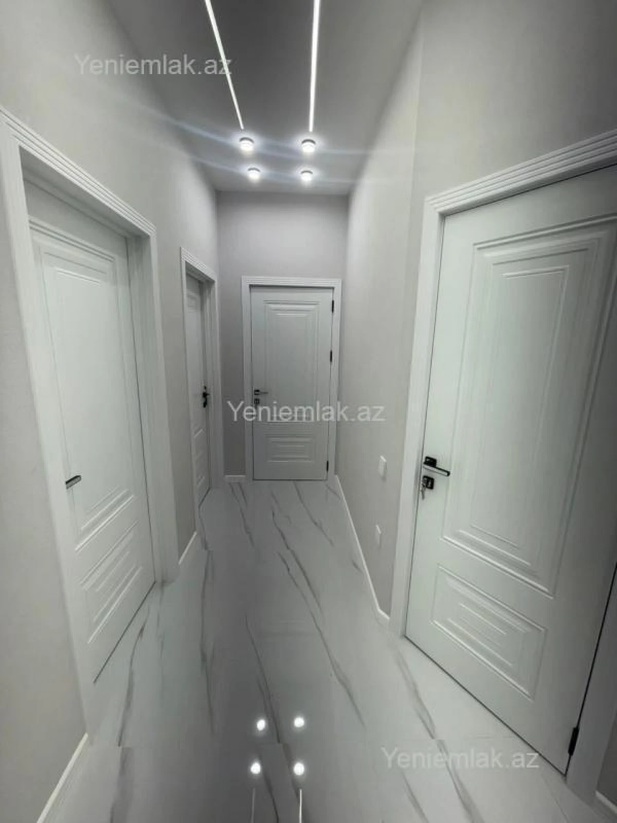 Satılır 2 otaqlı yeni tikili 70 m²