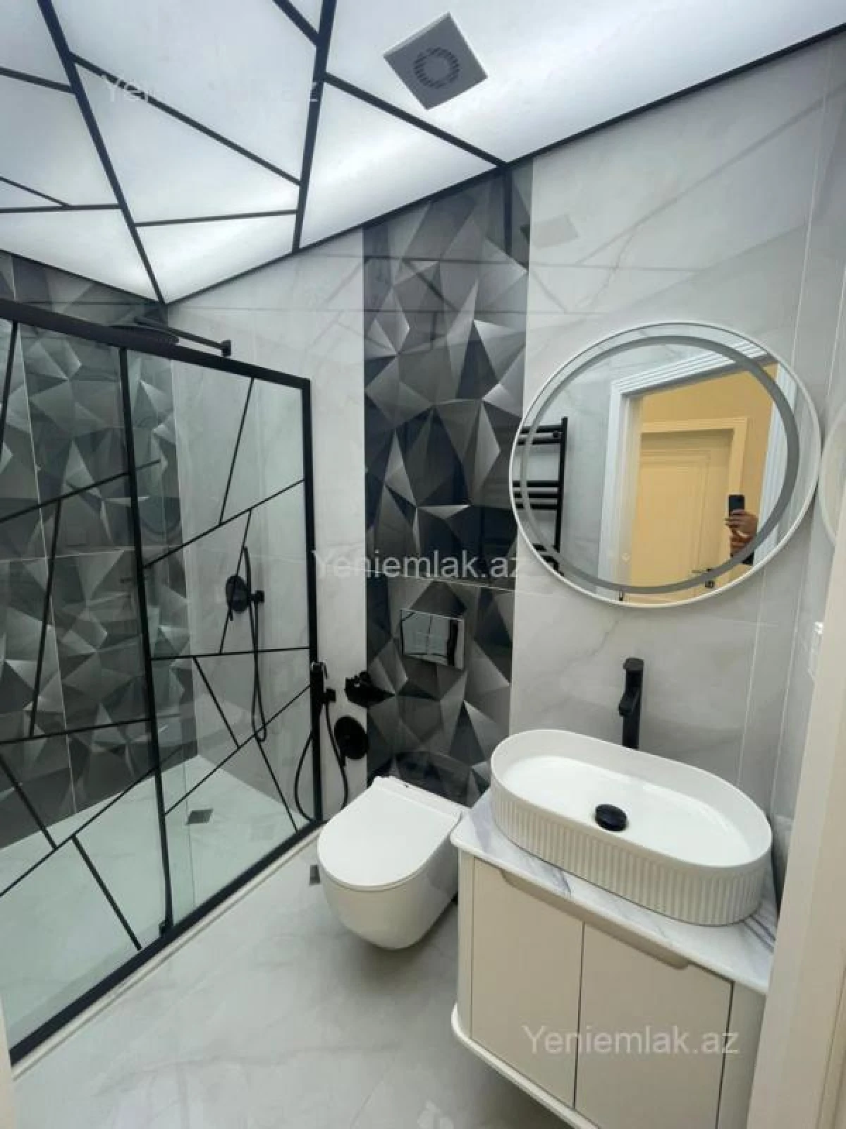 Satılır 2 otaqlı yeni tikili 70 m²