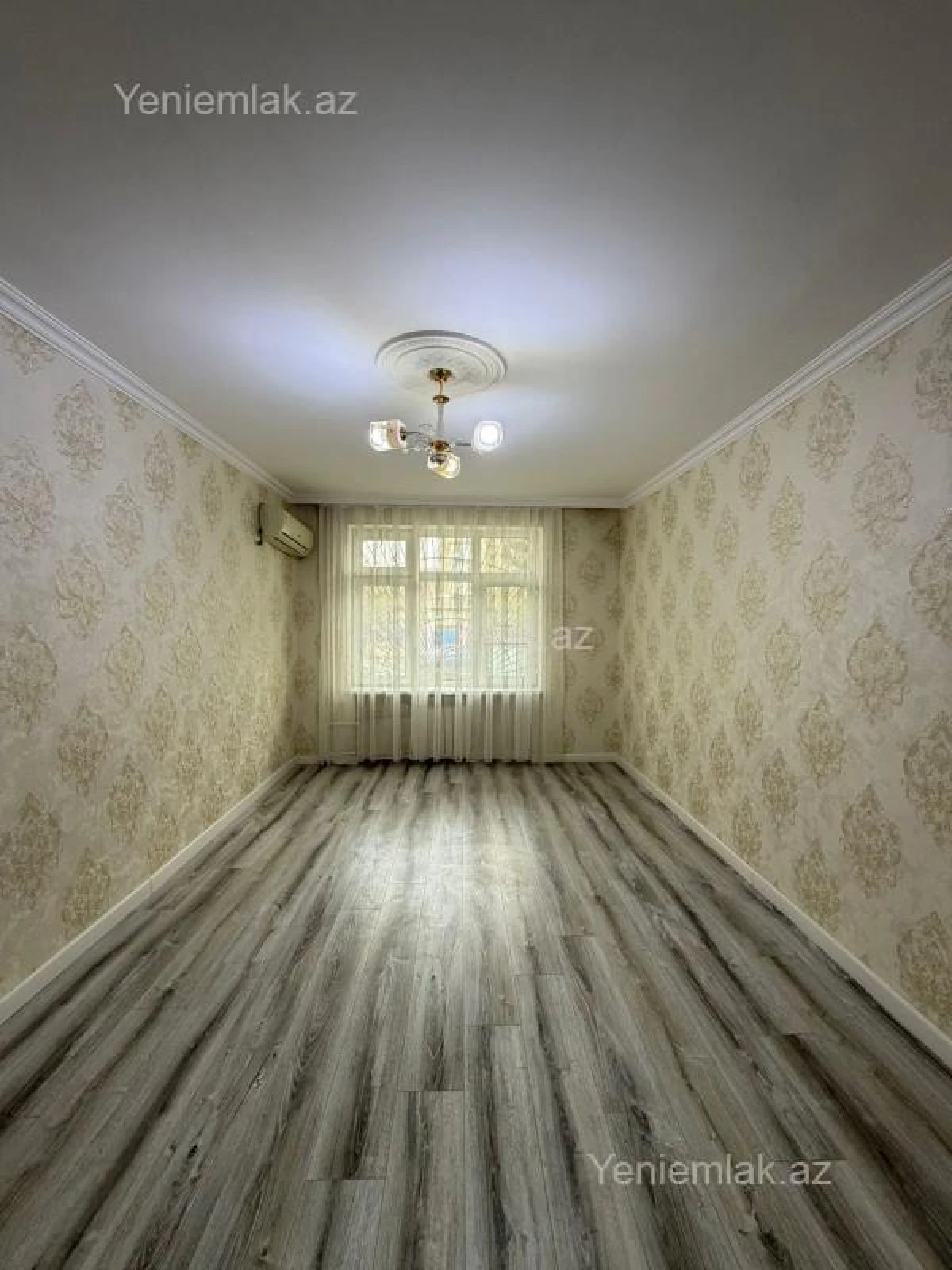 Satılır 2 otaqlı köhnə tikili 60 m²