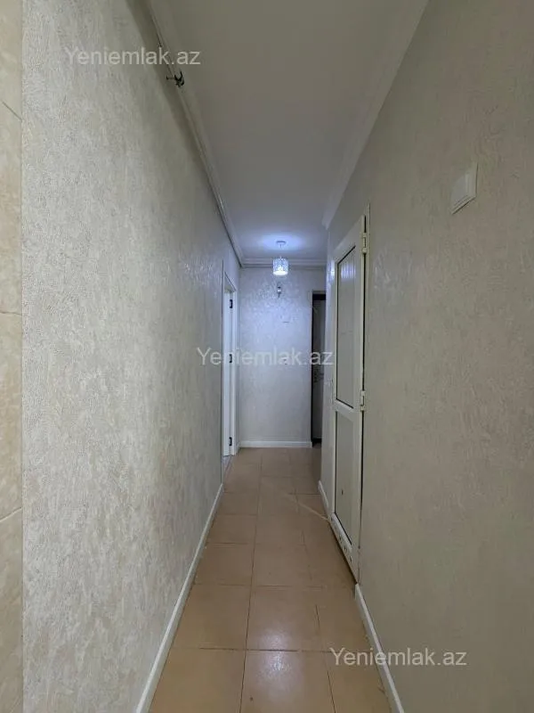 Satılır 2 otaqlı köhnə tikili 60 m²