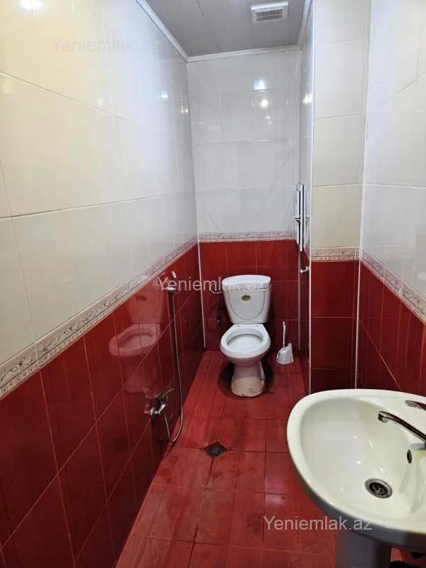Satılır 3 otaqlı yeni tikili 140 m²