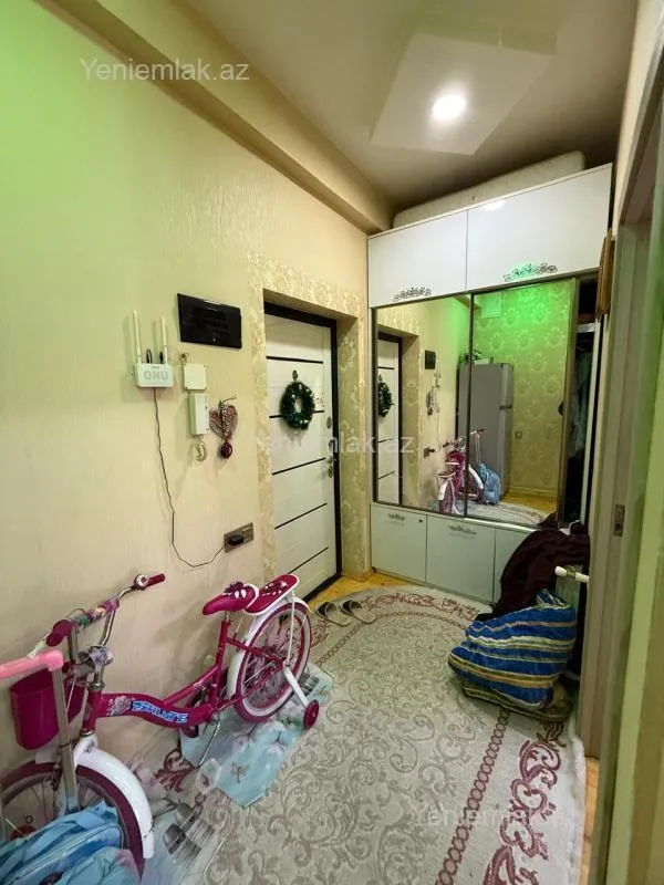 Satılır 3 otaqlı yeni tikili 63 m²