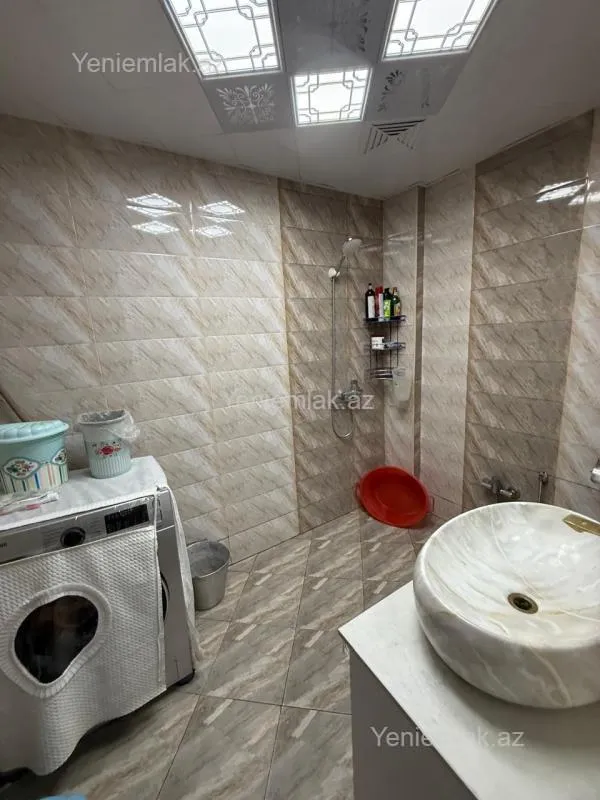 Satılır 3 otaqlı yeni tikili 63 m²