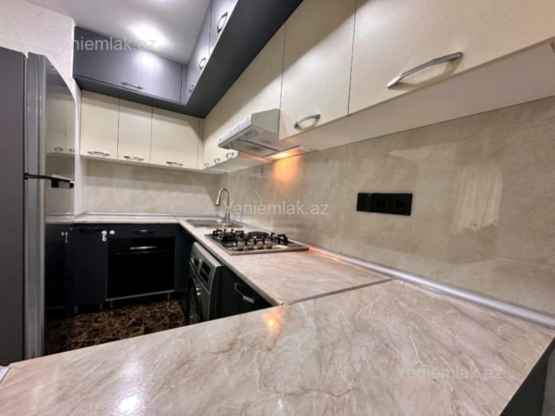 Satılır 2 otaqlı yeni tikili 50 m²