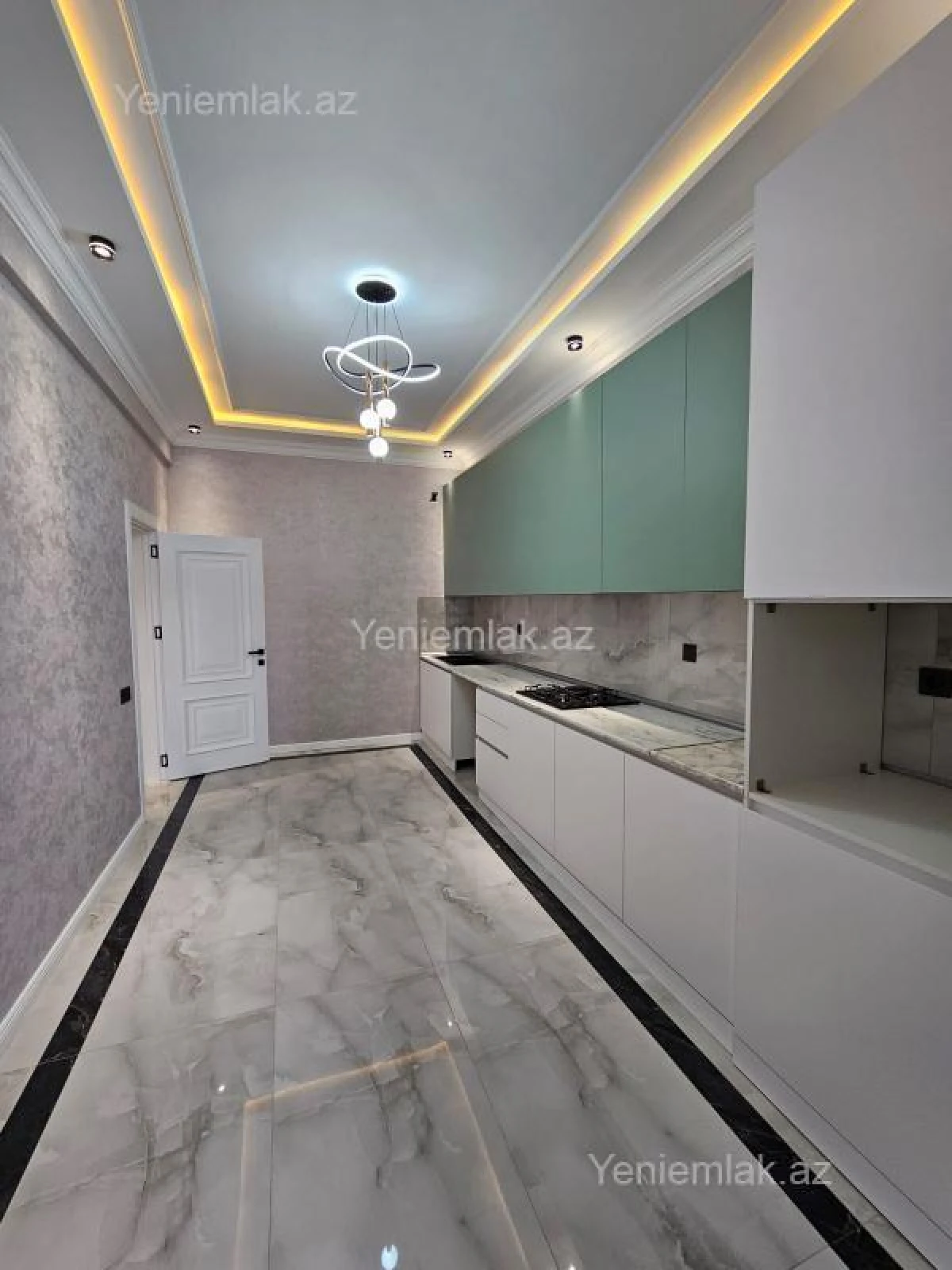 Satılır 3 otaqlı yeni tikili 108 m²