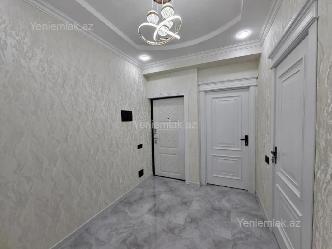 Satılır 3 otaqlı yeni tikili 105 m²