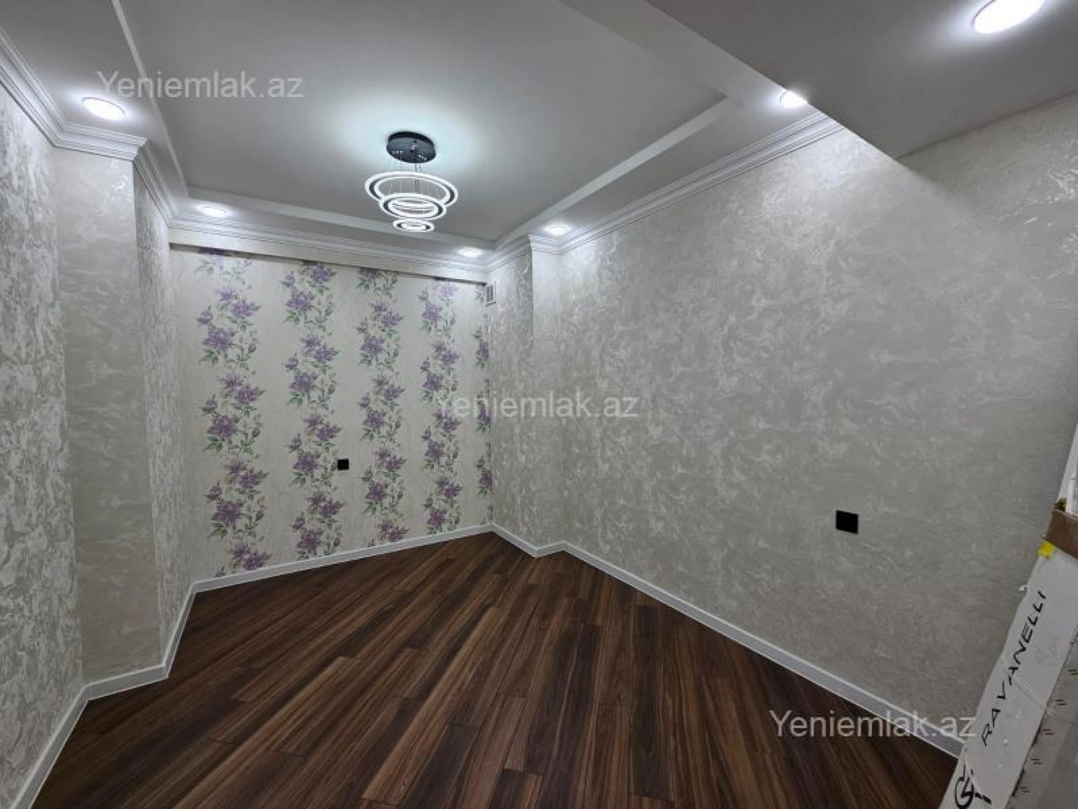 Satılır 3 otaqlı yeni tikili 105 m²