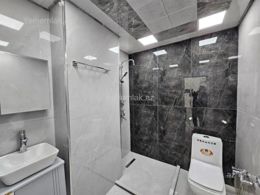 Satılır 3 otaqlı yeni tikili 105 m²