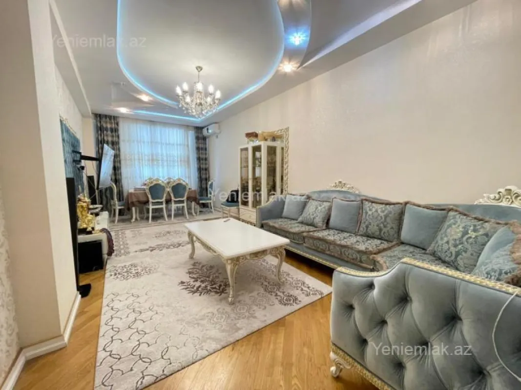 Satılır 3 otaqlı yeni tikili 127 m²