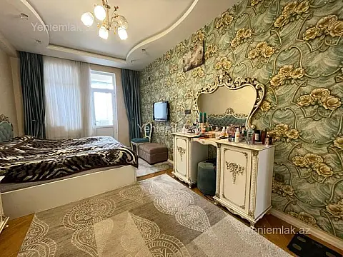 Satılır 3 otaqlı yeni tikili 127 m²