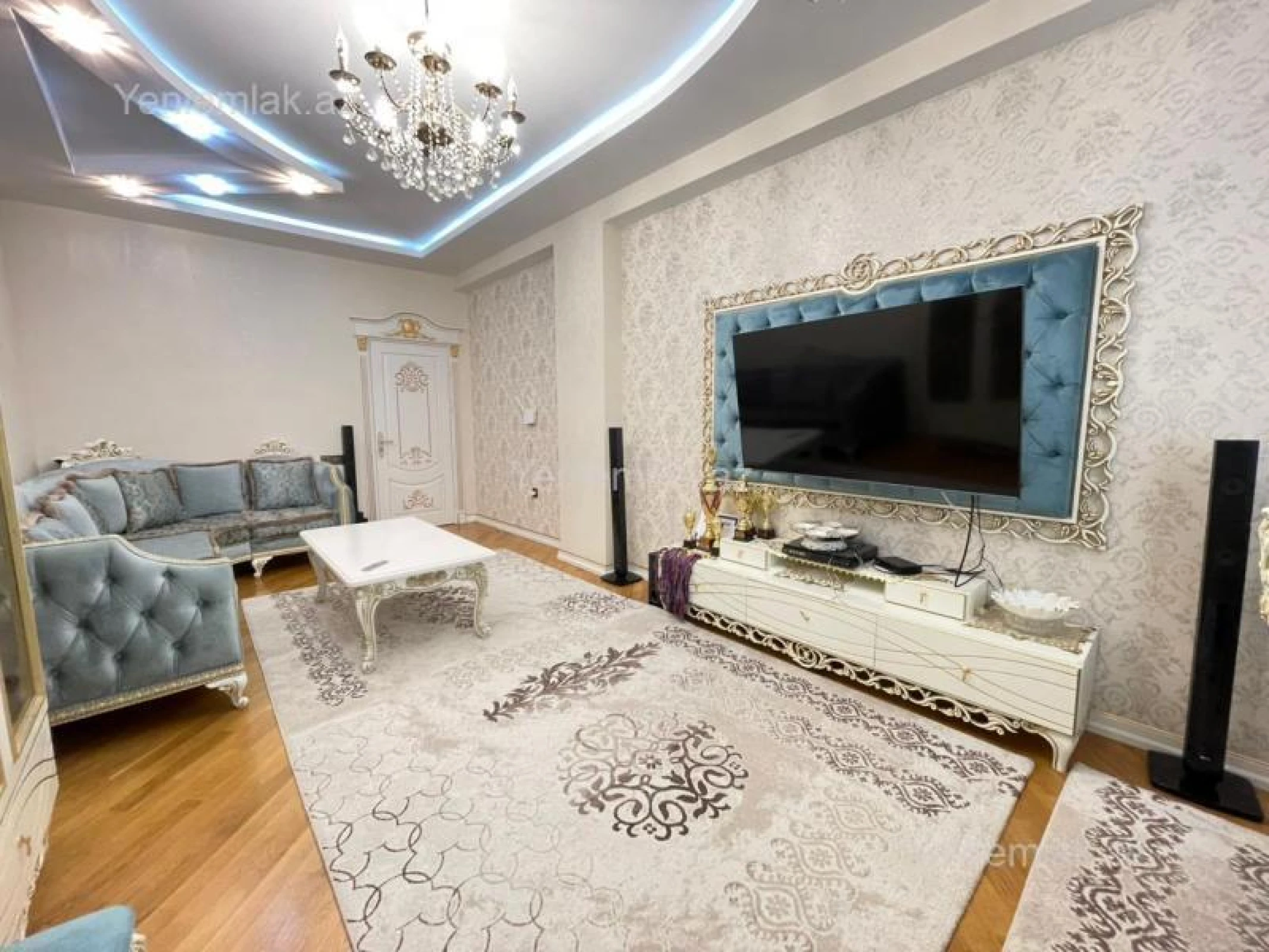 Satılır 3 otaqlı yeni tikili 127 m²