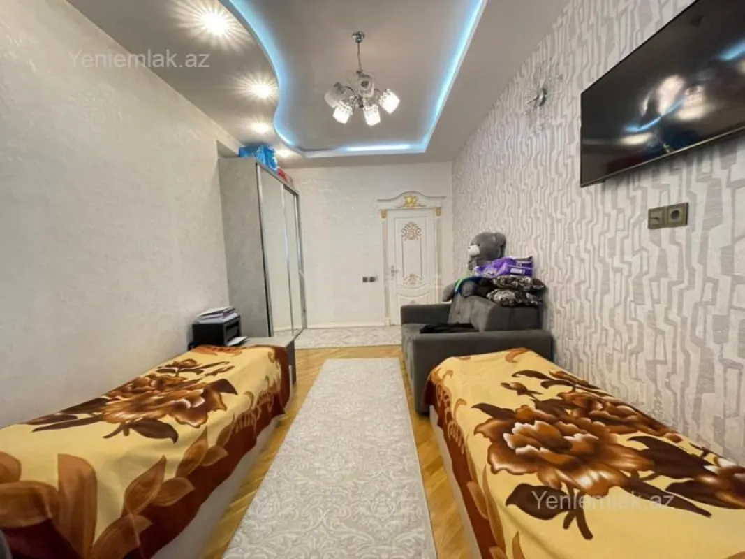 Satılır 3 otaqlı yeni tikili 127 m²