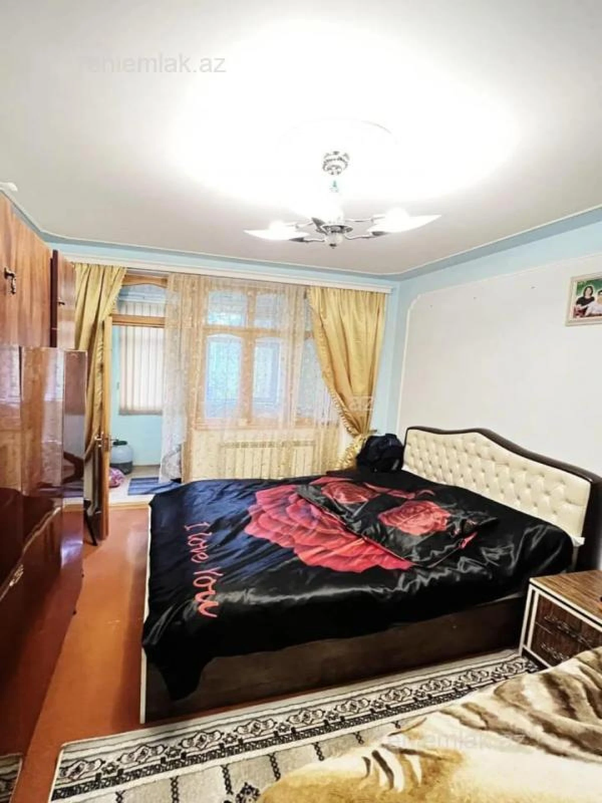 Satılır 4 otaqlı köhnə tikili 90 m²