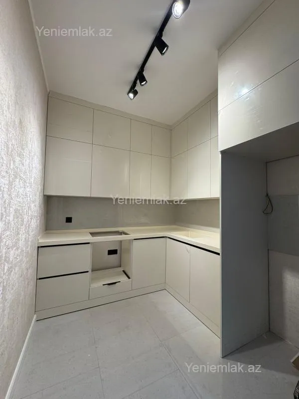 Satılır 2 otaqlı yeni tikili 67 m²