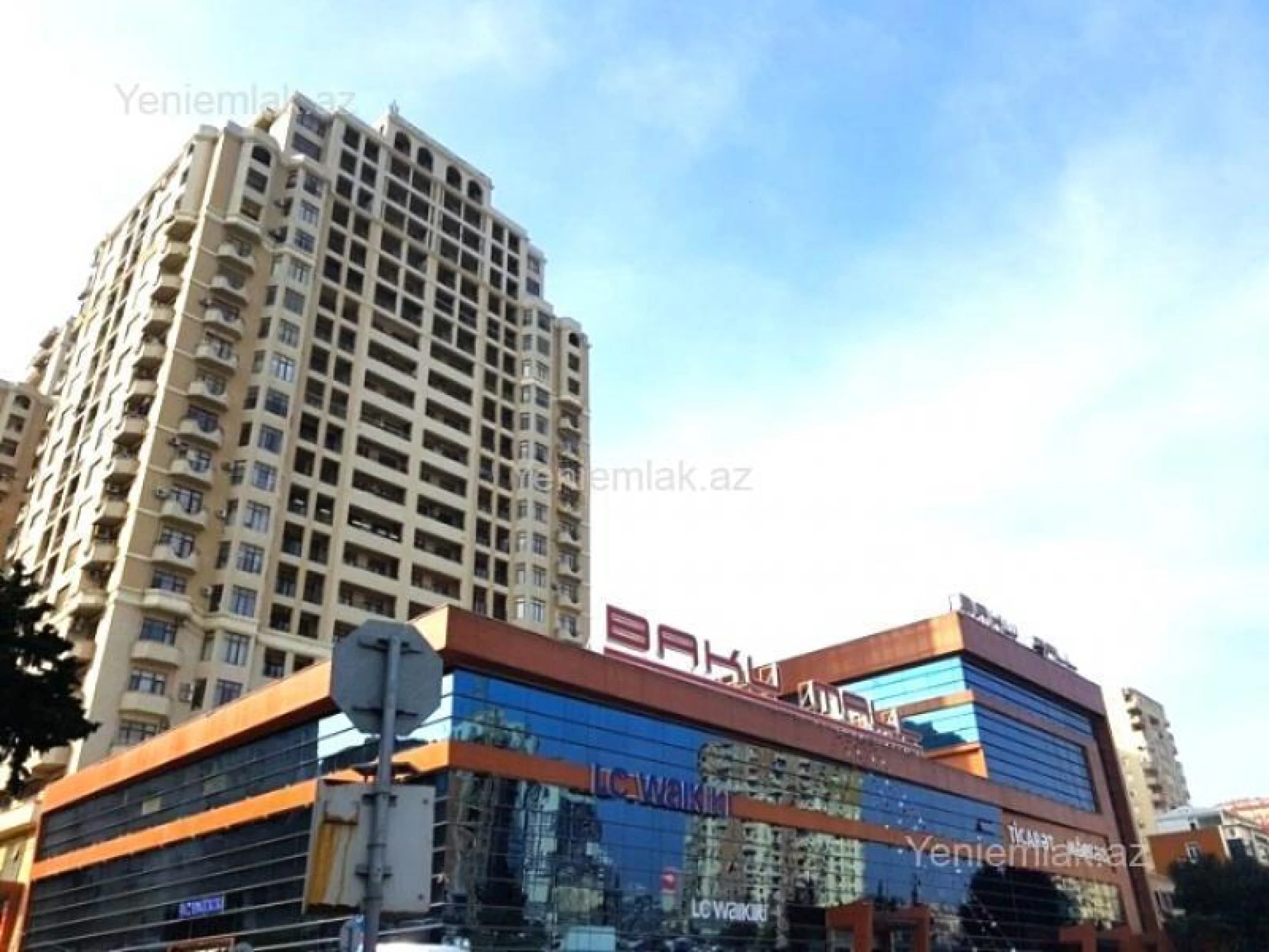 Satılır 3 otaqlı yeni tikili 140 m²