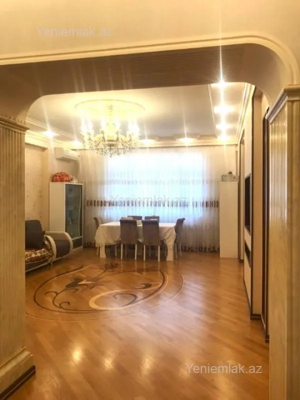 Satılır 3 otaqlı yeni tikili 140 m²