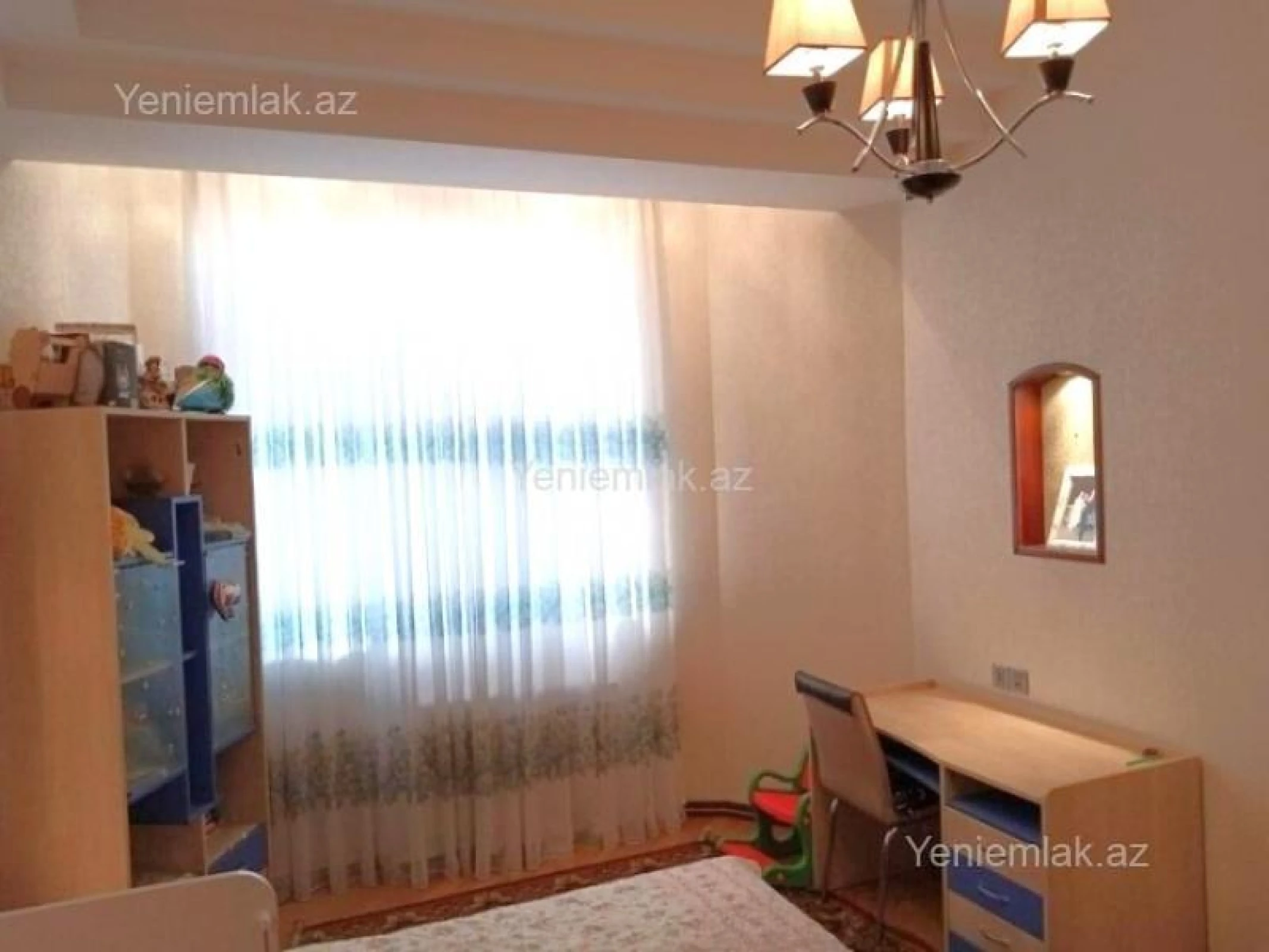 Satılır 3 otaqlı yeni tikili 140 m²