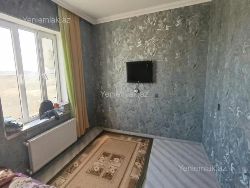 Satılır 3 otaqlı həyət evi 130 m²