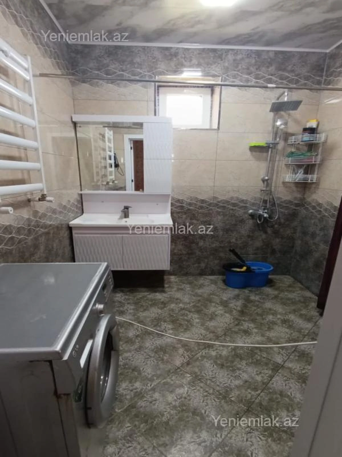 Satılır 3 otaqlı həyət evi 130 m²
